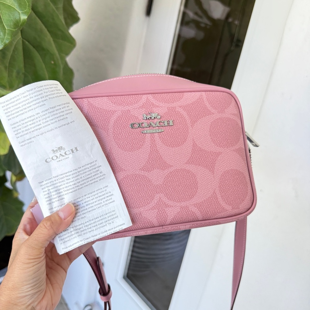 Last 2 ‼️Coach Jamie Camera Bag In Maxi Signature Canvas CCK73 Dusty Pink - Picture 13 of 15